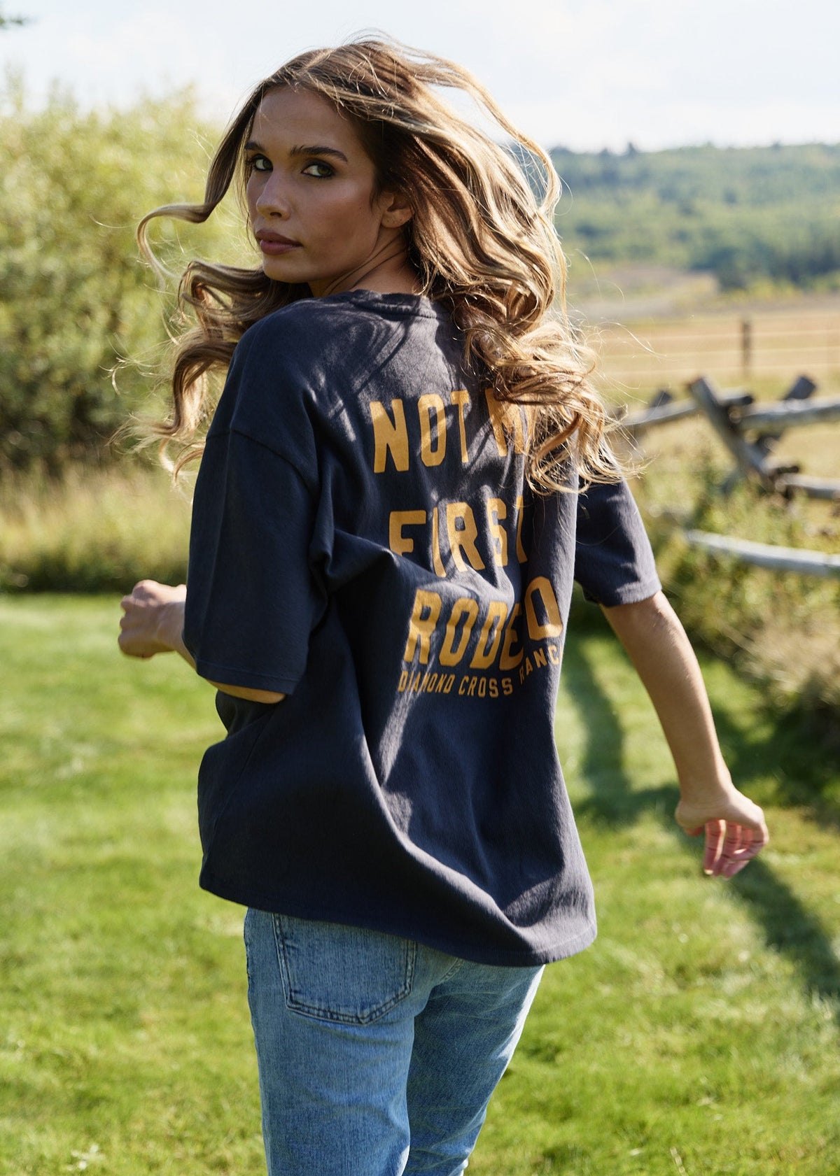 Howdy Black & Yellow | Howdy Tee